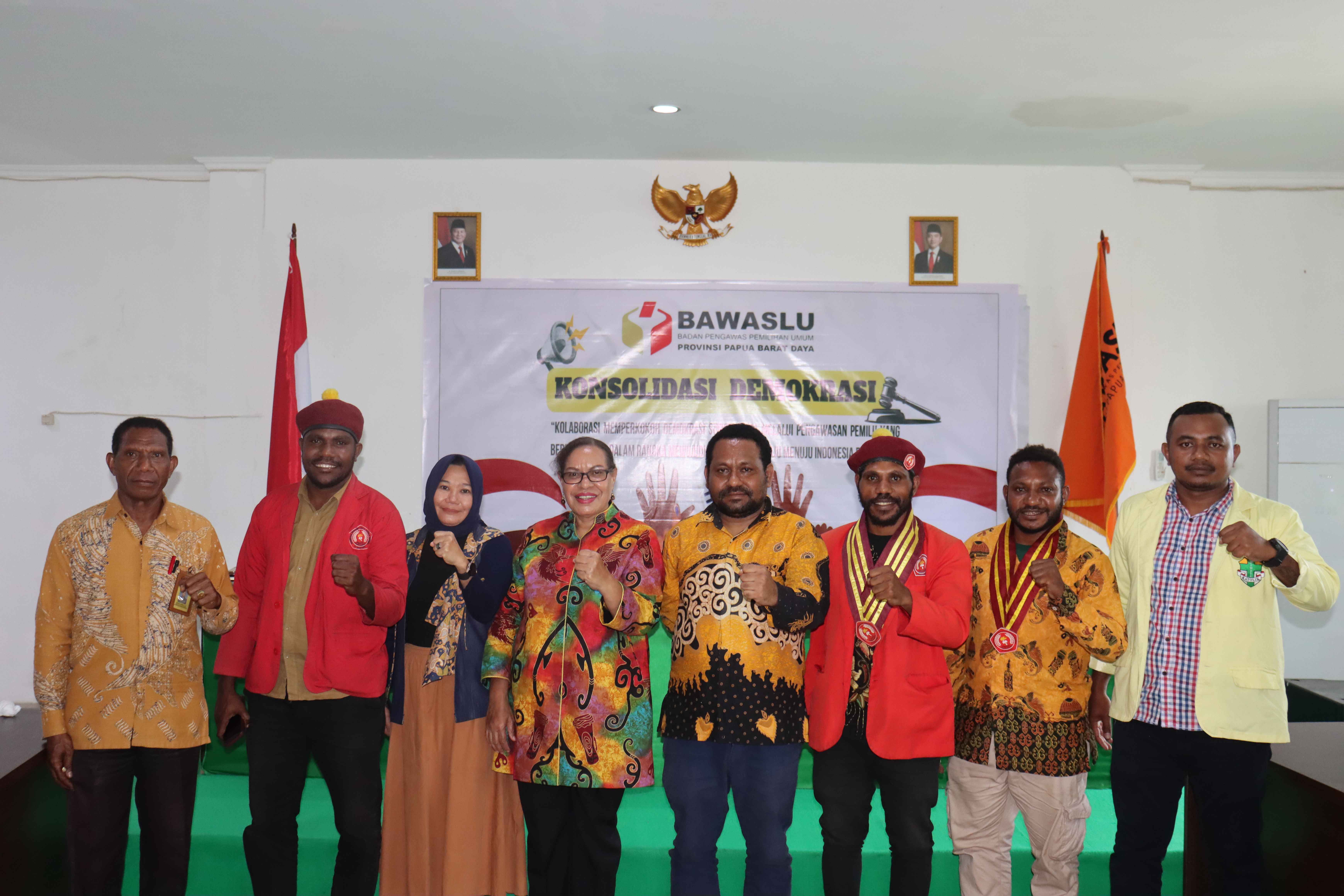 Konsolidasi Demokrasi - Bawaslu papua Barat Daya - Pemuda katolik - PMKR Sorong 