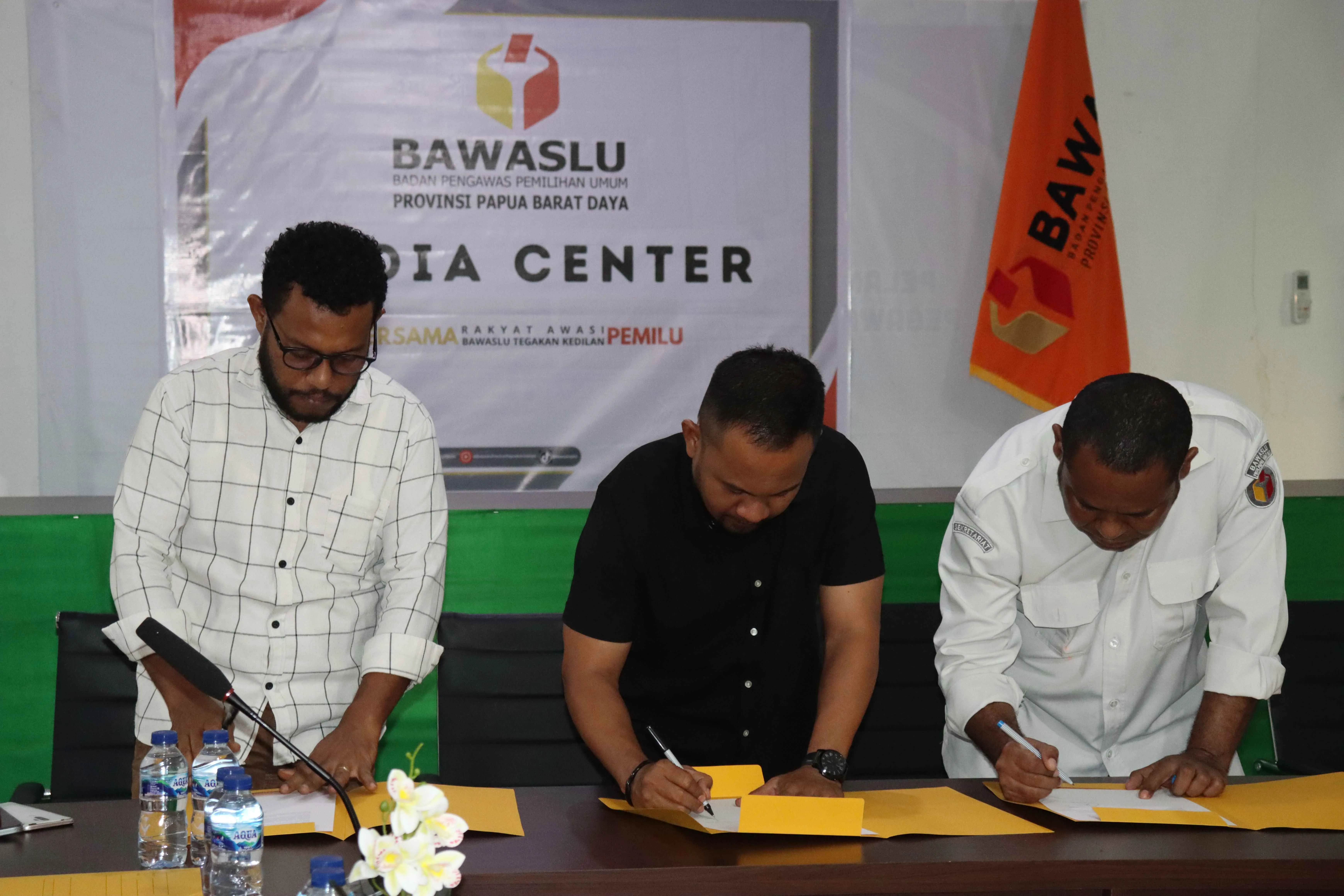 Indikator Kinerja Utama - Bawaslu Provinsi Papua Barat Daya