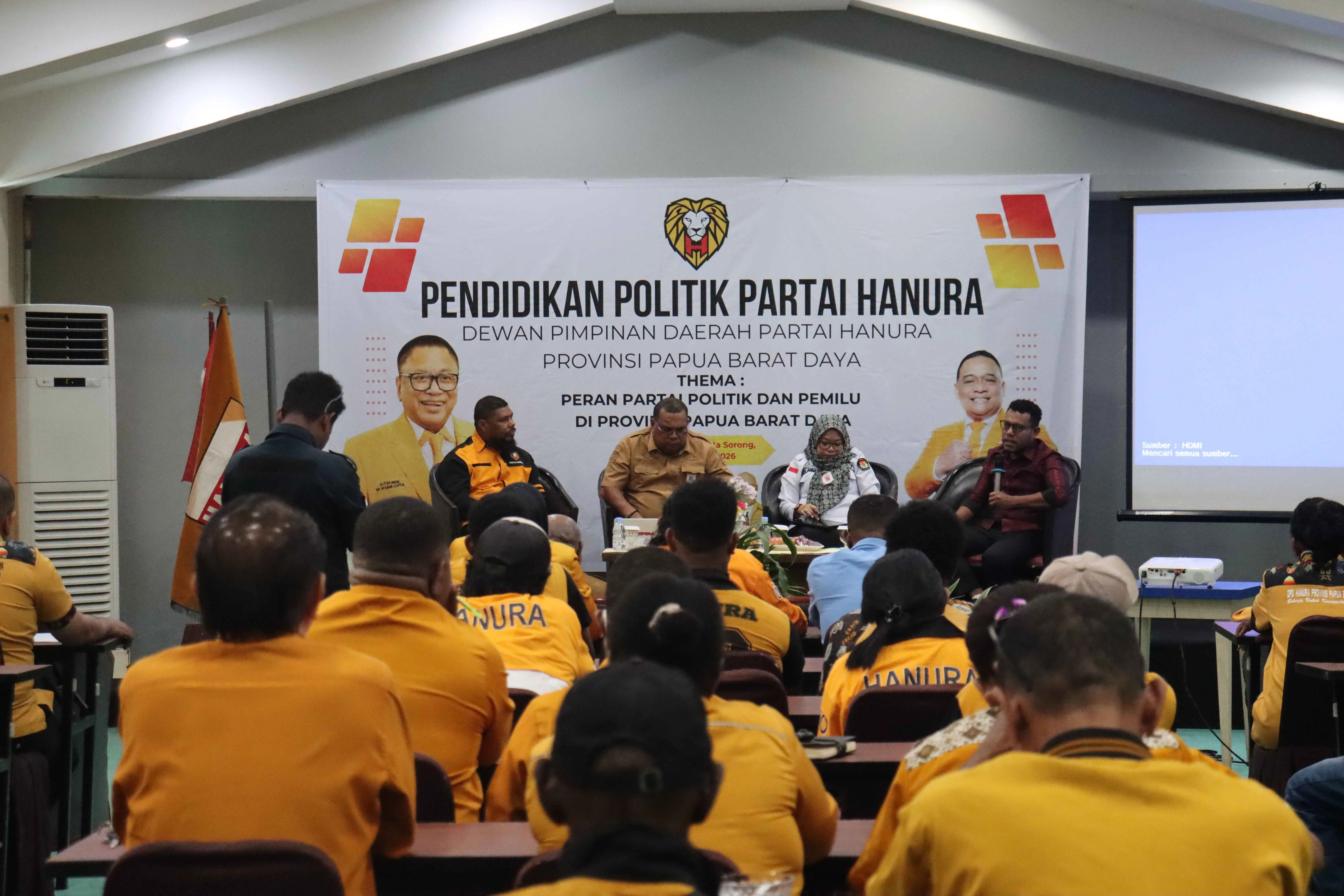 Herdhy F Rumbewas, Hadir sebagai Narasumber dalam Kegiatan Pendidikan Politik Partai Hanura (31/08/2026)