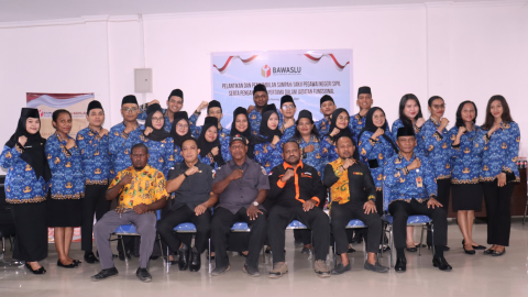 Bawaslu Papua Barat Daya - Pelantikan dan Pengambilan Sumpah/Janji PNS Bawaslu Formasi Tahun Anggaran 2024