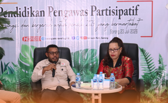 Herdhy F Rumbewas dan Regina Gembenop Hadir sebagai Narasumber dalam Pelaksanaan P2P di Bawaslu Kota Sorong